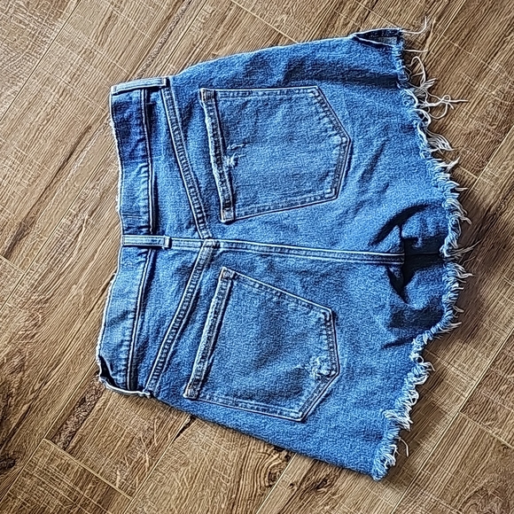 Abercrombie mom shorts - Picture 3 of 3